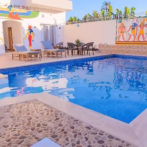 Desert Rose Luxor